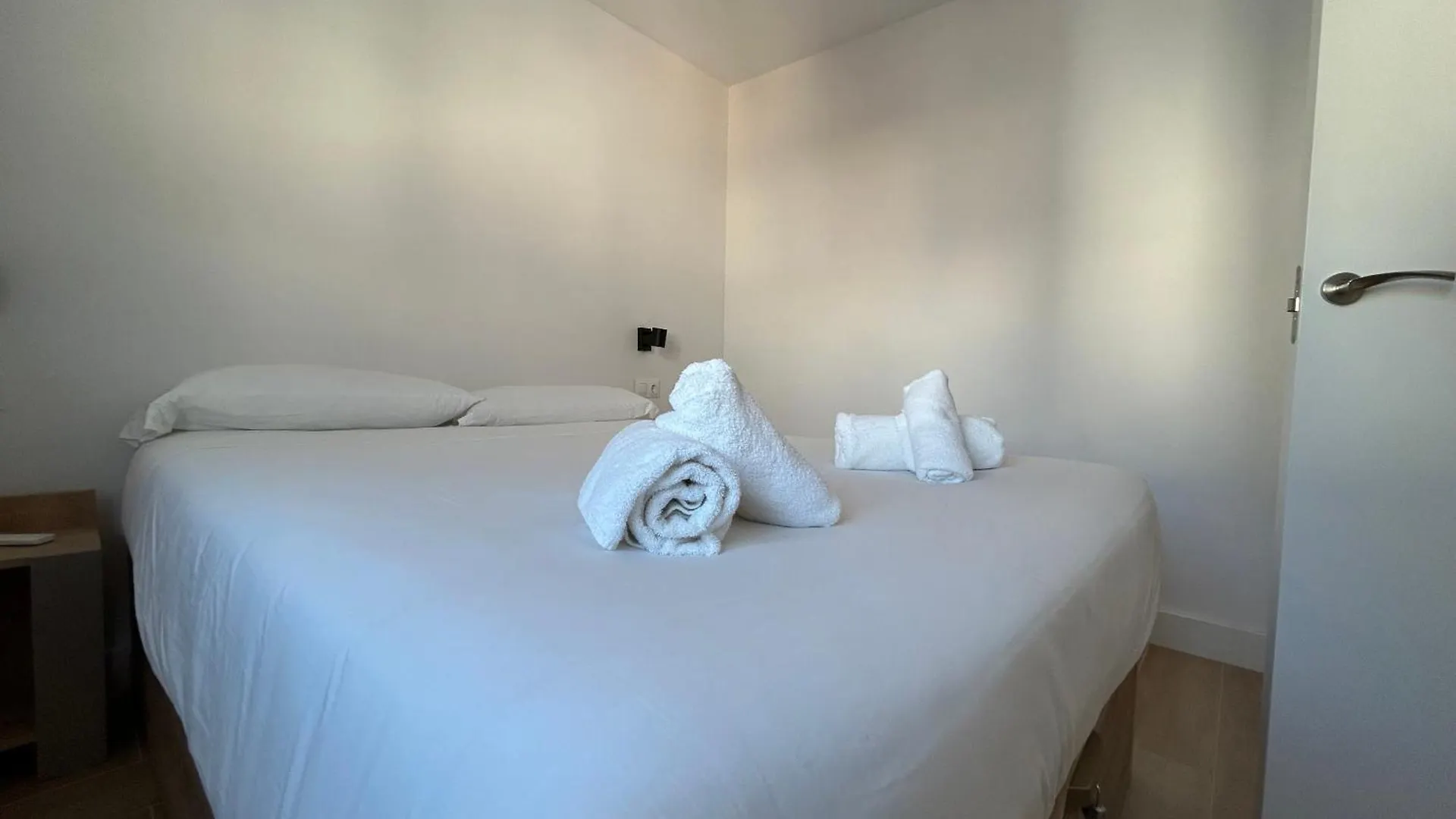 Coverlin Marbella 0*,  Spain